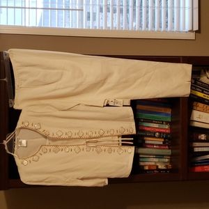 Plaza South New with tags women's size 8 white beaded 3 piece pants suite.